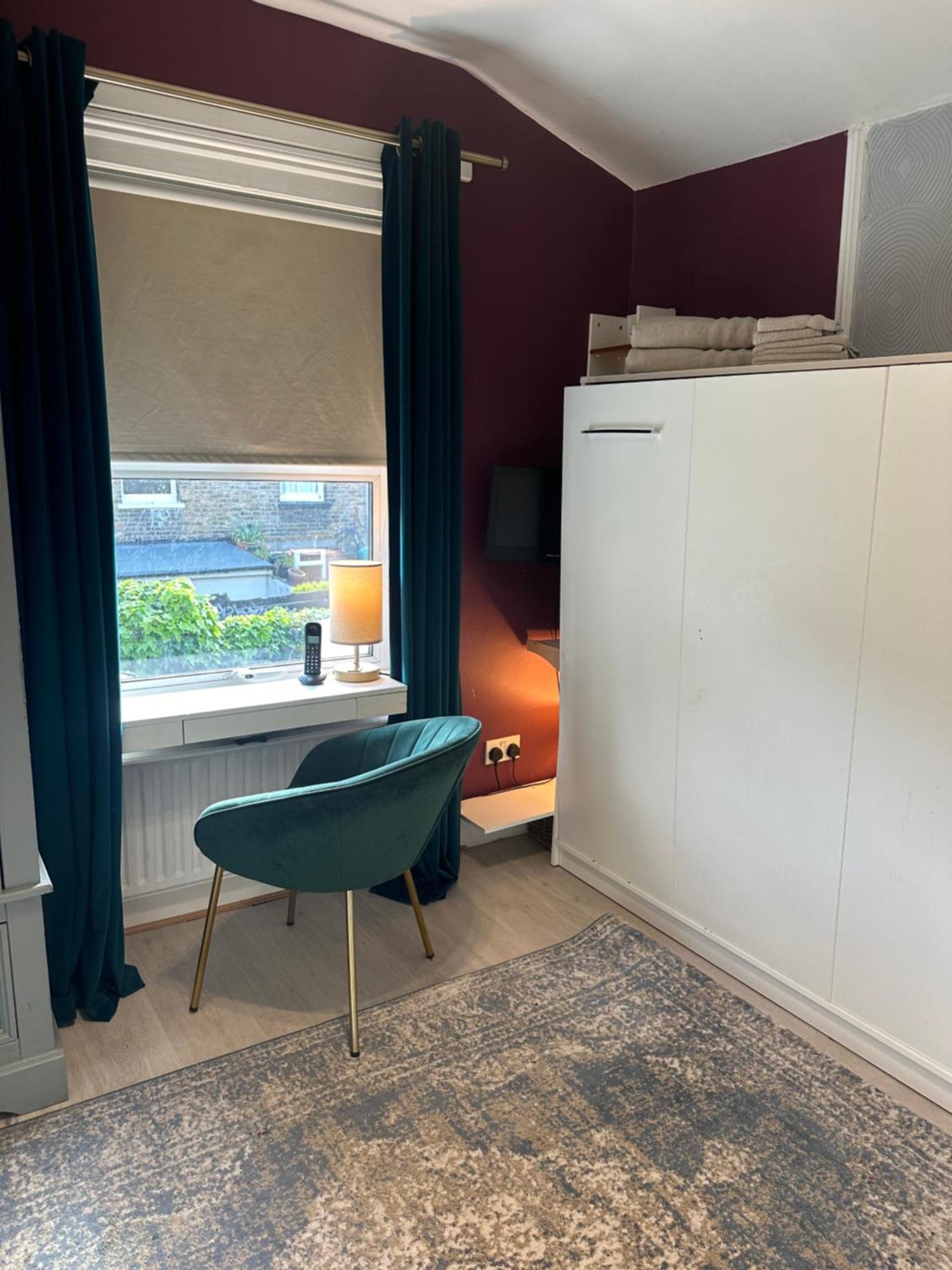 My Sky Secret Garden 1 Bedroom London Eksteriør bilde