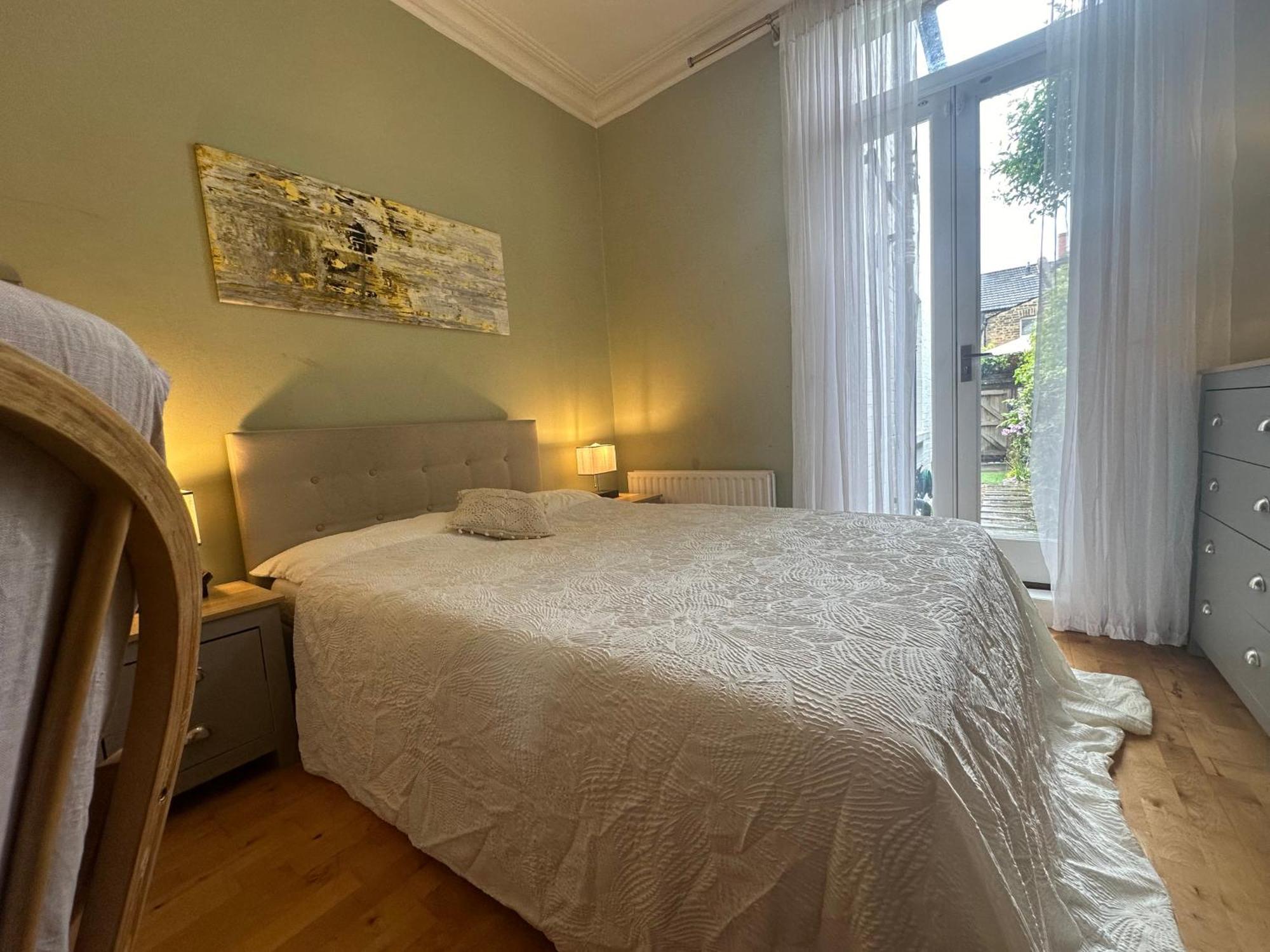 My Sky Secret Garden 1 Bedroom London Eksteriør bilde
