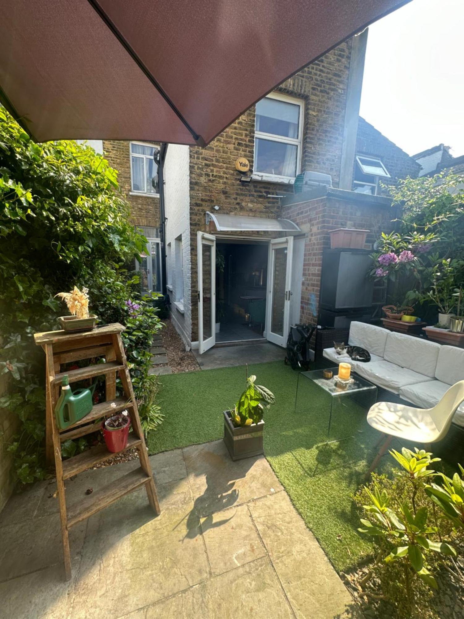 My Sky Secret Garden 1 Bedroom London Eksteriør bilde